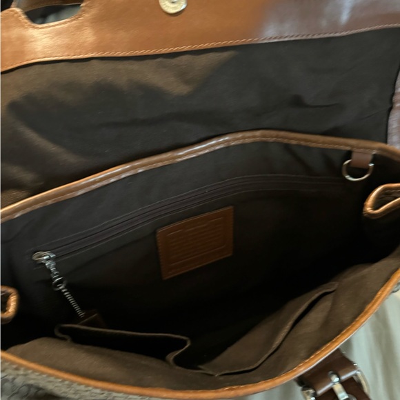 Matching Coach purse and wallet - Picture 4 of 7